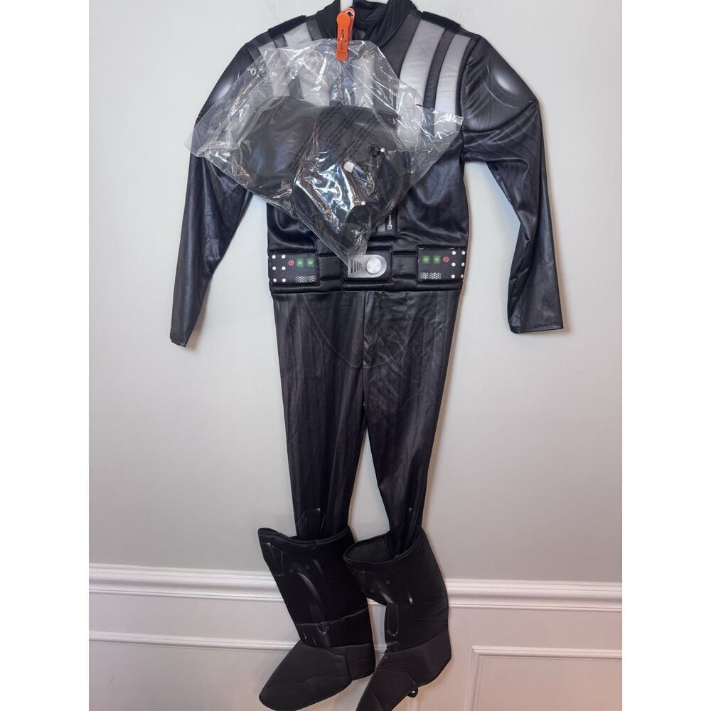 Darth Vader Star Wars Boys Halloween Costume Sz Medium 6/8 NWT